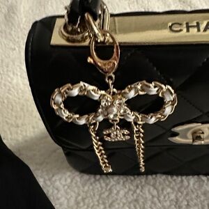 CC Boutique Gold and White Chain Charm